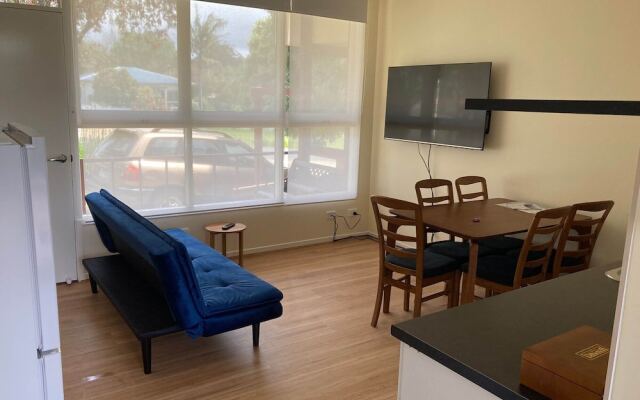 Bruces Waterside Units