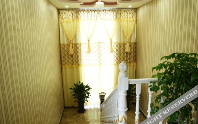 Yayue Boutique Hostel