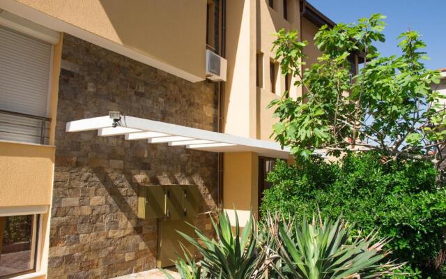 Sozopol Apartment with Sea View