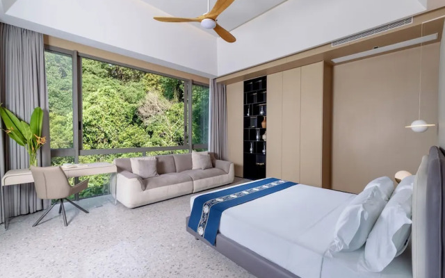 The Aquila Villa