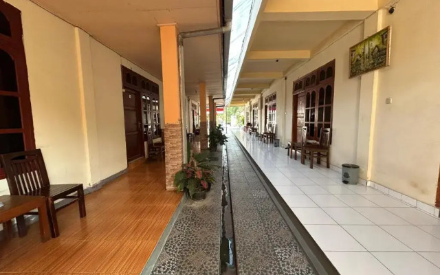 Hotel Aulia