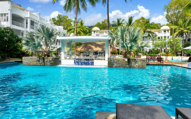 Palm Cove Beach Club 2 Bedroom Apartment