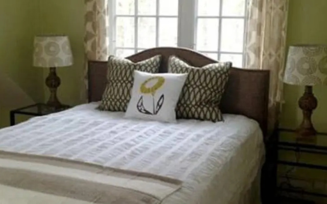 Lincolnville Retreat
