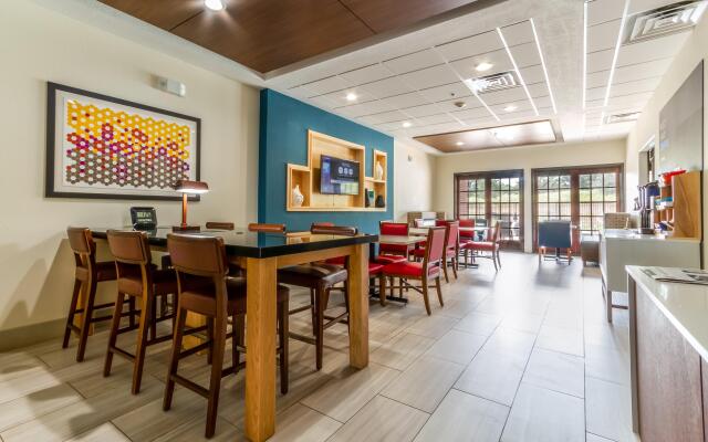 Holiday Inn Express & Suites Hearne by IHG