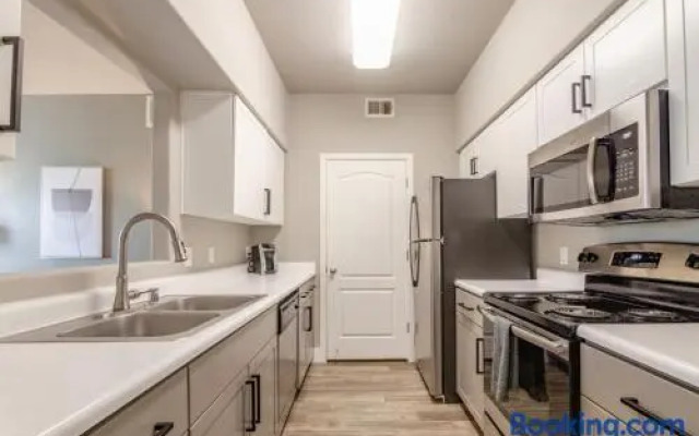 Landing Modern Apartment With Amazing Amenities Id87235