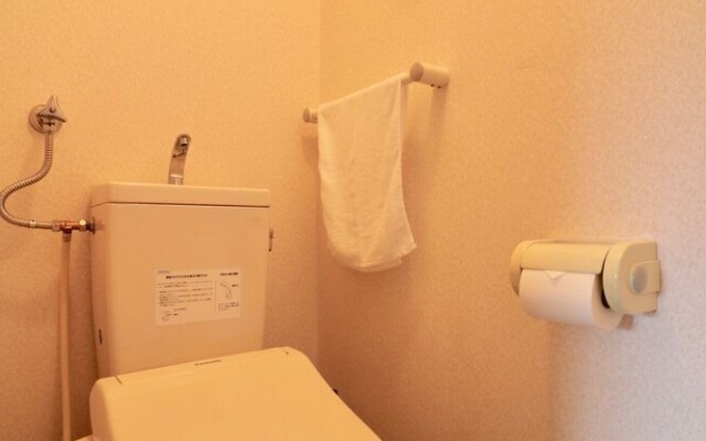 Sepia yamanote room202