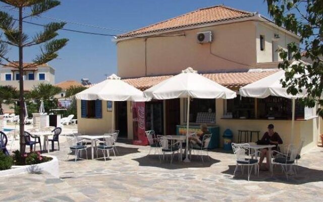 Lianos Hotel & Apartments