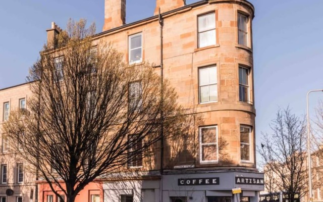 Comfortable Apartment in Leith