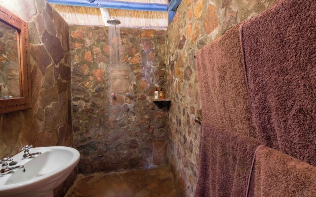 Hornbill Lodge