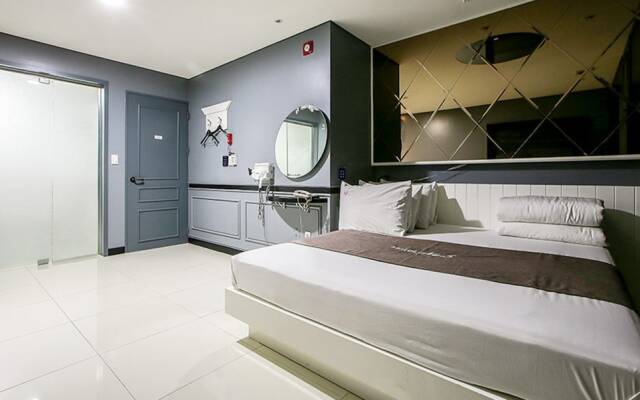 No5 Noman Motel