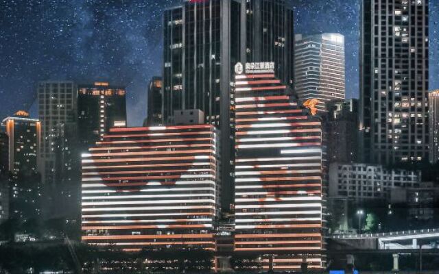 Yiduo Riverview Hotel (Chongqing Liberation Monument Hongya Cave)