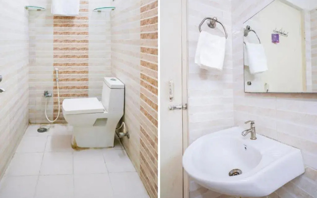 Sa Thirumala Residency by OYO Rooms