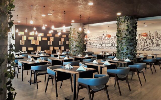 AP Maria Nova Lounge - Adults Friendly