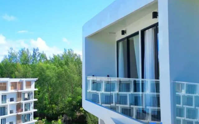 Laya Suites & Residences