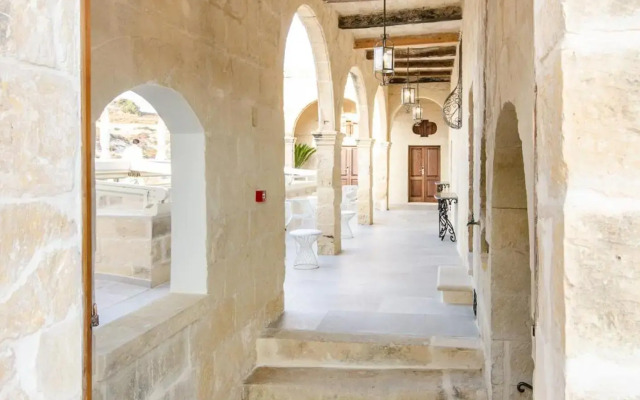 Cesca's Boutique Hotel