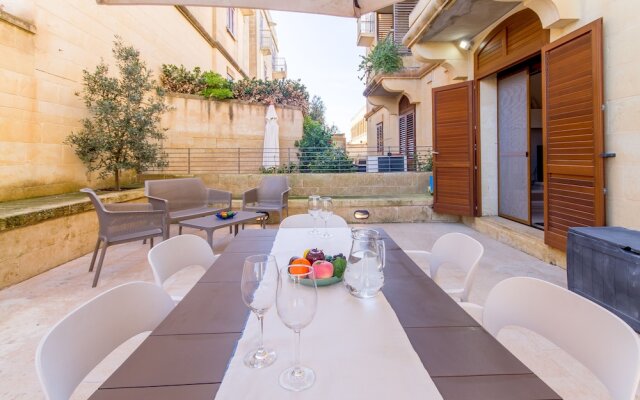 Gee9teen Gozitan Villa, Pool & Whirlpool