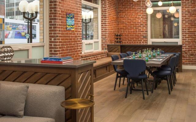 Mark Spencer Hotel