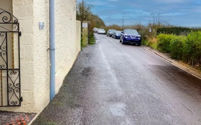 Glastonbury Hill Escape