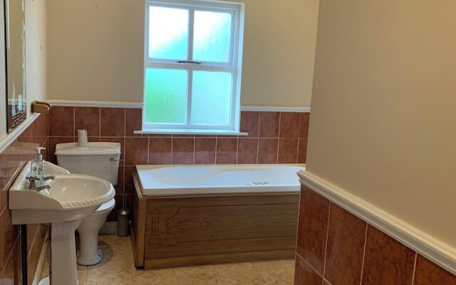 Beautiful 2-bed Apartment