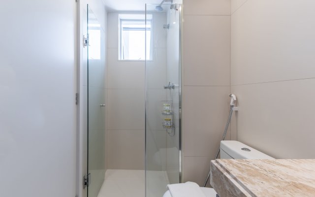 Apartamento completo com varanda - Vila Olímpia