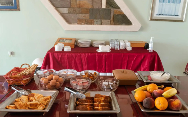 Mistral Apartments Aegina