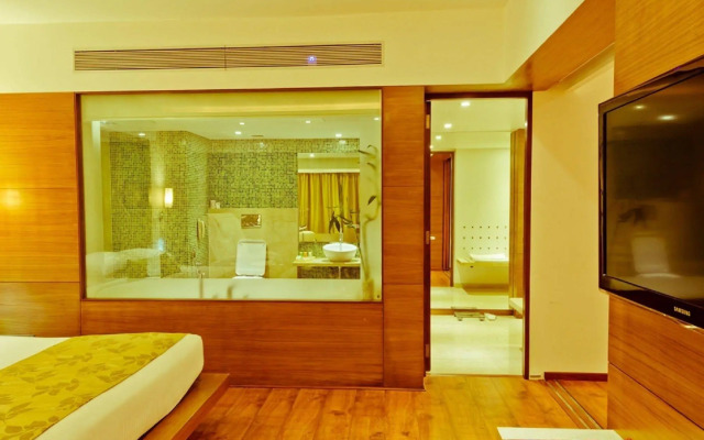 Ramee Grand Hotel and Spa, Pune