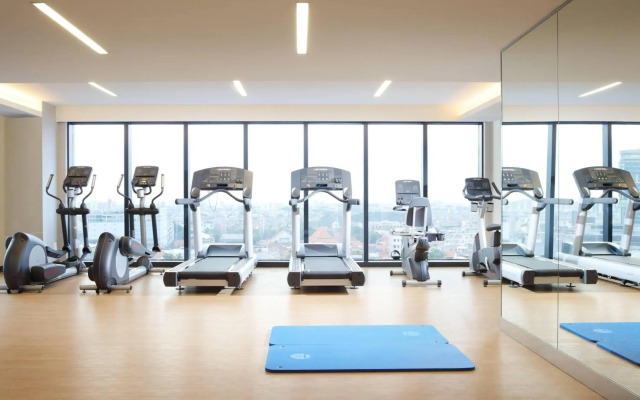 Four Points by Sheraton Surabaya, Tunjungan Plaza