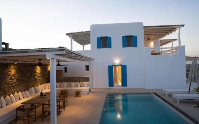 Sunrise Villa - Sea View Private Pools