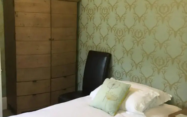 The Lake Lodge