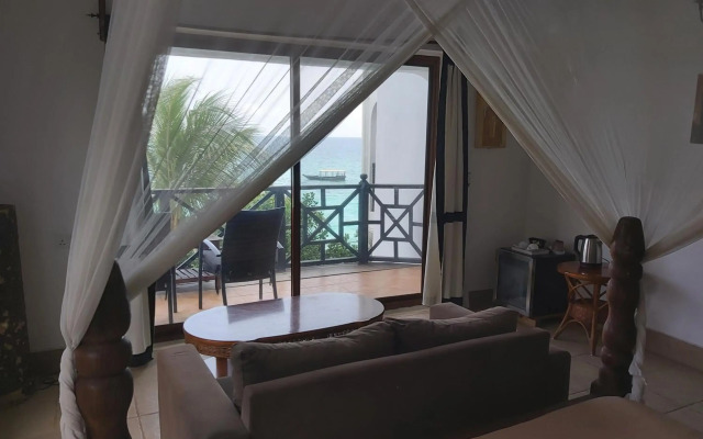 Langi Langi Beach Bungalows