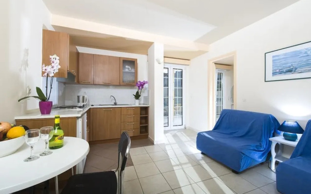 Creta Hotel
