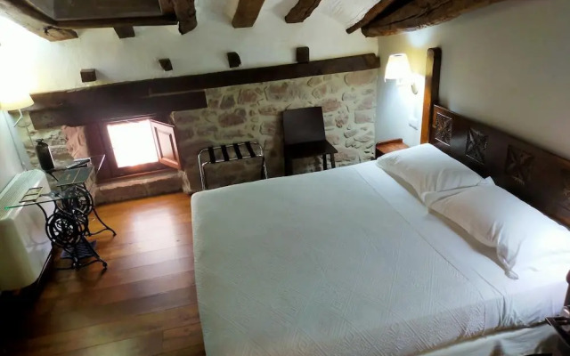 Hotel Rural Latorrien de Ane