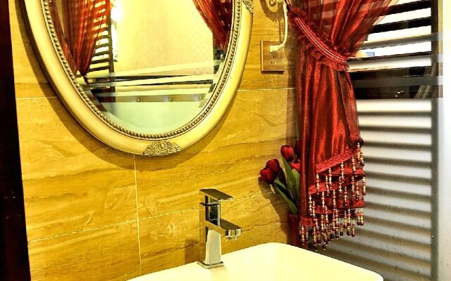 HaikouTWELVE OAKS HOTEL