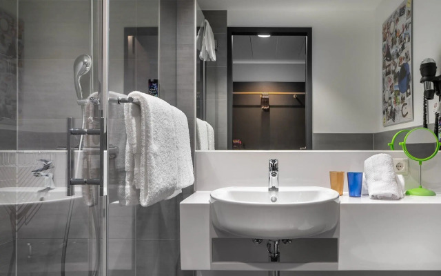 Holiday Inn - the niu, Fury Aschheim Messe by IHG