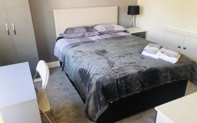 Townhouse @ 29 Cotesheath Street Stoke