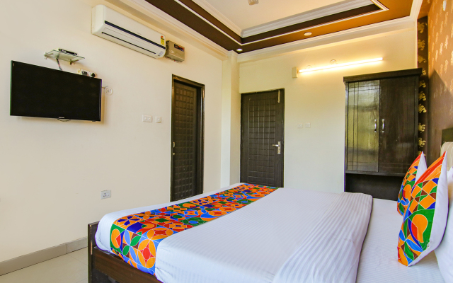 Fabhotel City Palace