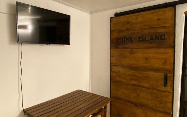 Monk Island Guesthouse