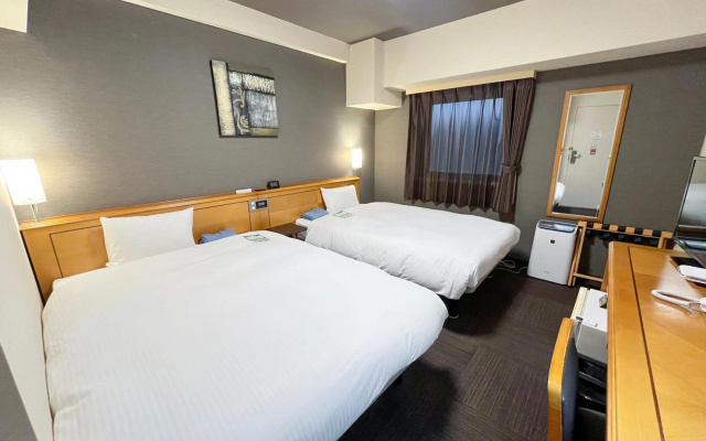 Hotel Route-Inn Naha Asahibashi Eki Higashi – Guest Rooms – Naha