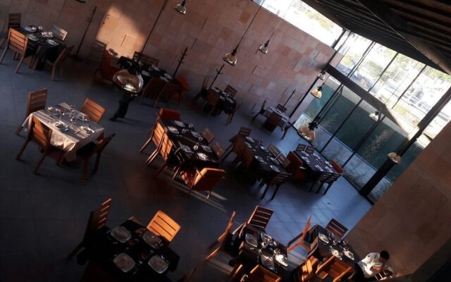 Hotel Rancho Tabachines