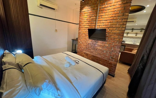 Seeds Hotel Puchong Koi