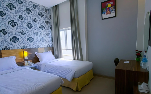Splash Hotel