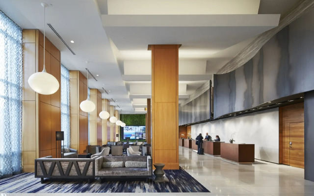 Loews Chicago O'Hare Hotel