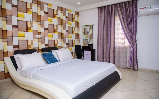 Furnished 4 Beds Semi-det House in Abuja, Nigeria