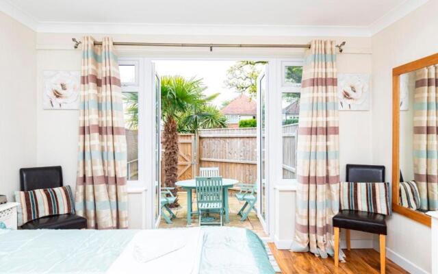 Bournecoast: Lovely Annex With Patio Nr Beach-5286