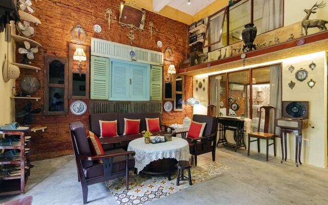 Ancient Saigon House BenThanh Center