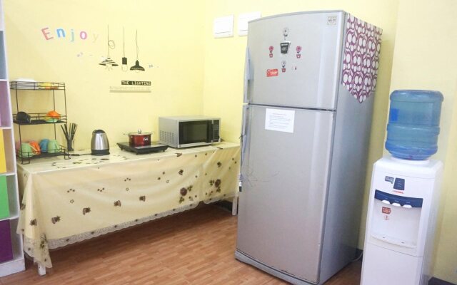 E-mo Dormitory - Hostel