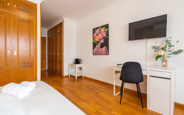 S.SOARES Beach Parede