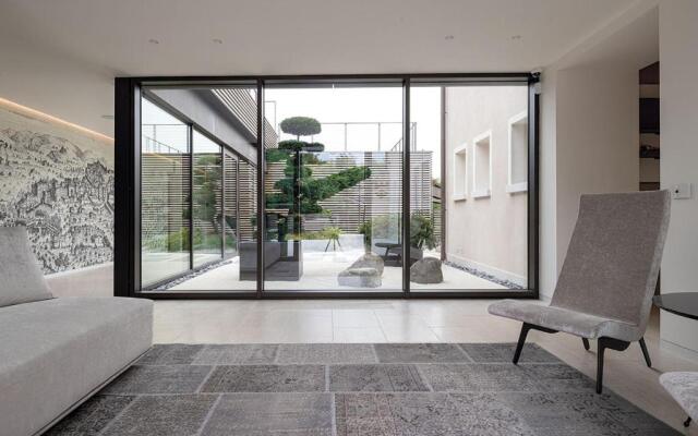 Progress Country & Wine House