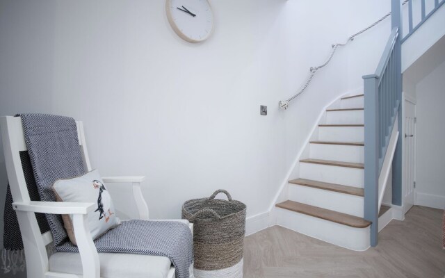 The Hideaway - 2 Bed Holiday Home - Little Haven