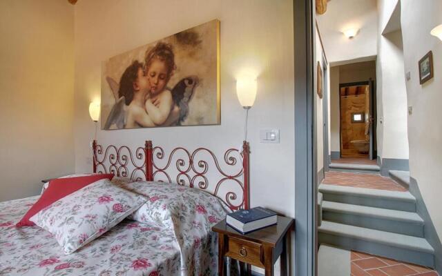 Casaglia 2 · Apartment With Shared Pool